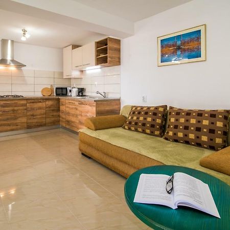Holiday House Rosalia With Seaview And Swimming Pool Suzan Екстериор снимка
