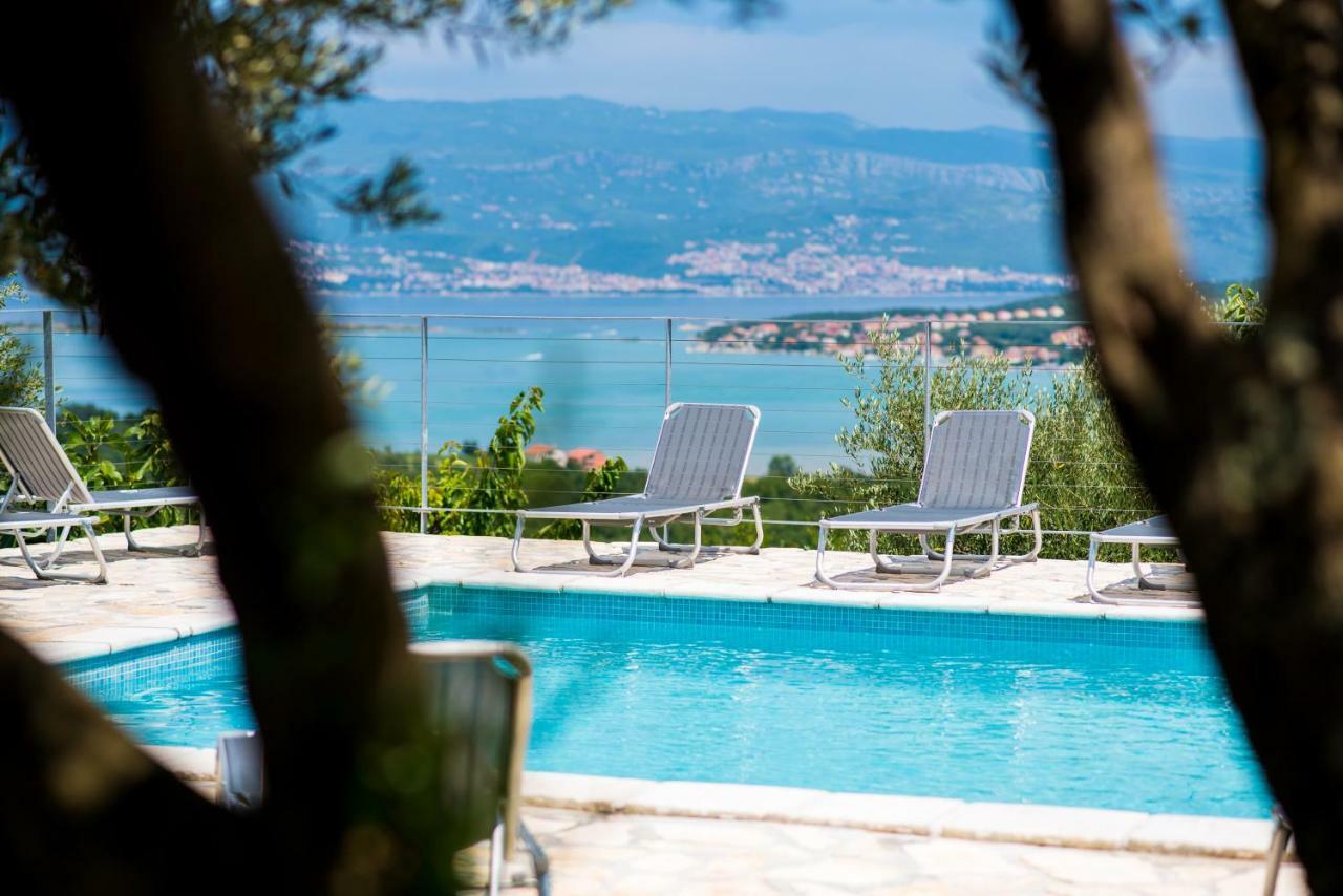 Holiday House Rosalia With Seaview And Swimming Pool Suzan Екстериор снимка